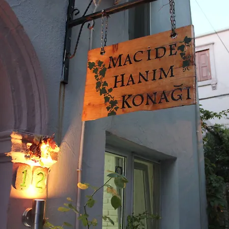 ホームステイ Macide Hanim Konagi