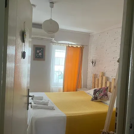 Macide Hanim Konagi Alloggio in famiglia *